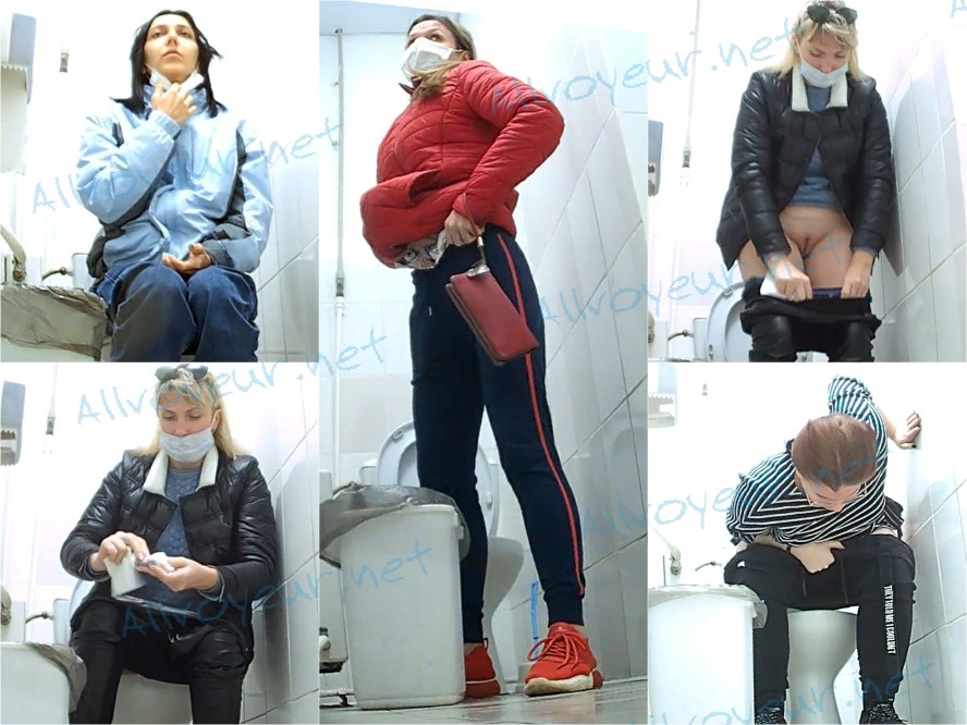Shopping_Center_Toilet_16a