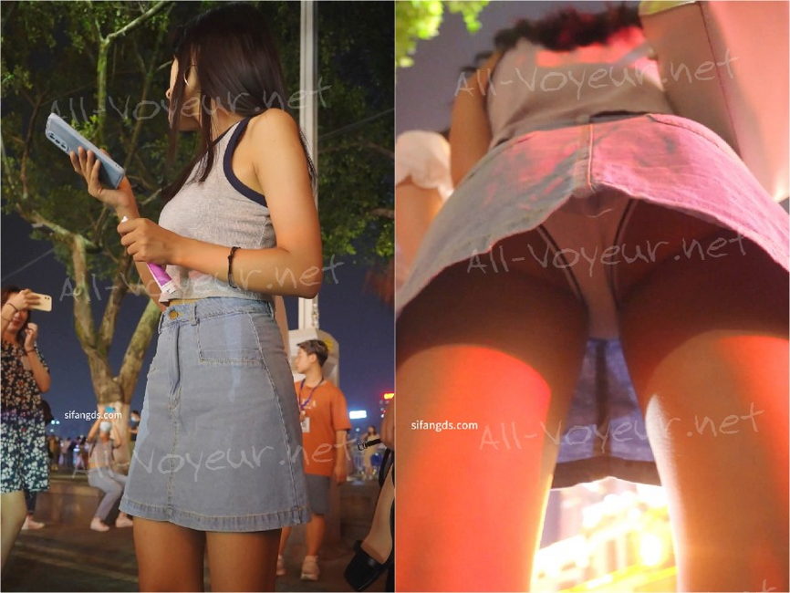 (BC-AA-352)几个长腿美女一起逛街..抄底牛仔裙黑边粉色条纹内