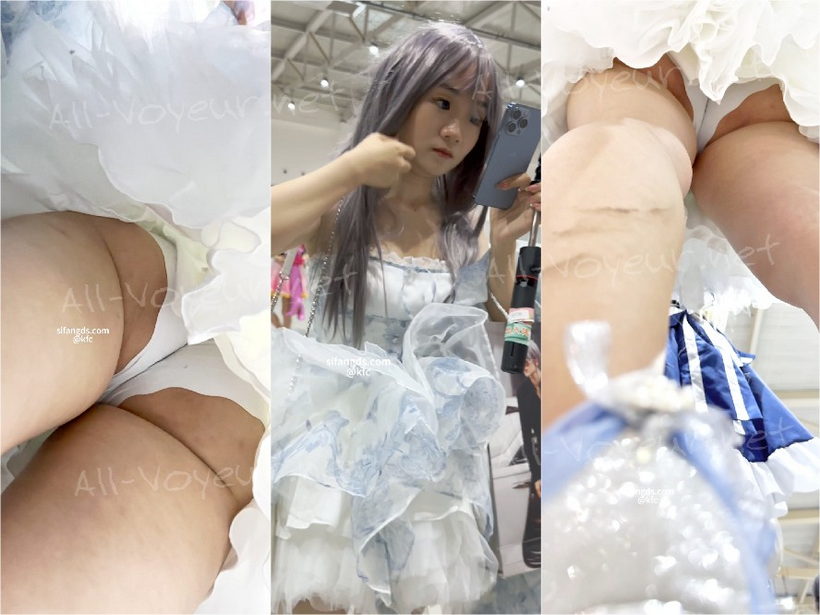 【KFC】甜妹COSER和闺蜜逛街。肉色骚透明内露出黑森林超反差[某房原版]