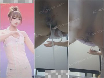私房八月新流出售价120元❤️【主播厕拍】后角超清晰偷拍美女主播了三次尿尿颜值和下面都在线